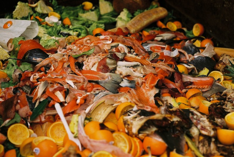 How Does Food Waste Contribute to Greenhouse Gas Emissions?